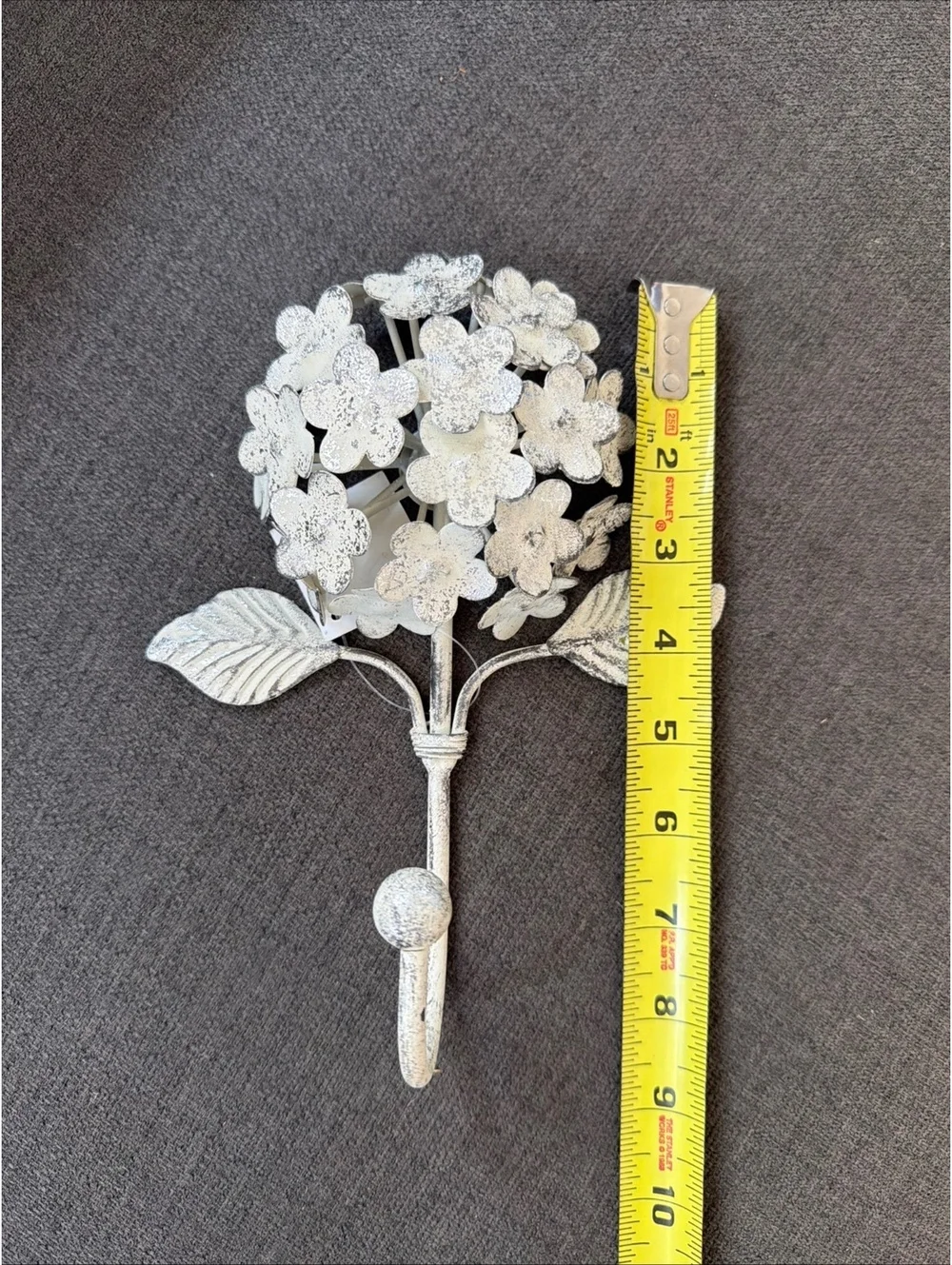 Decorative White Metal hydrangea Flower Wall Hook